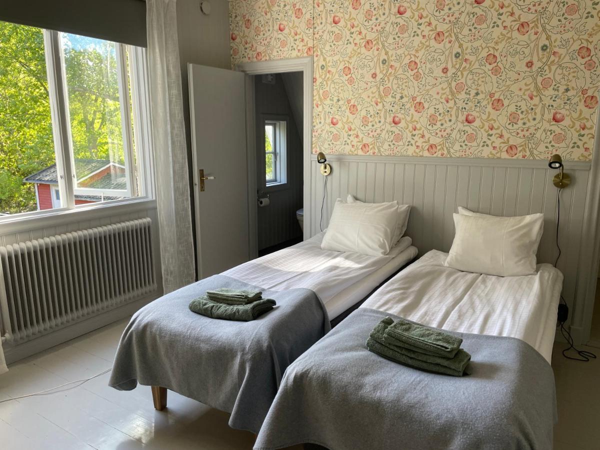 Pensionat Grisslehamn Hotell Exteriör bild